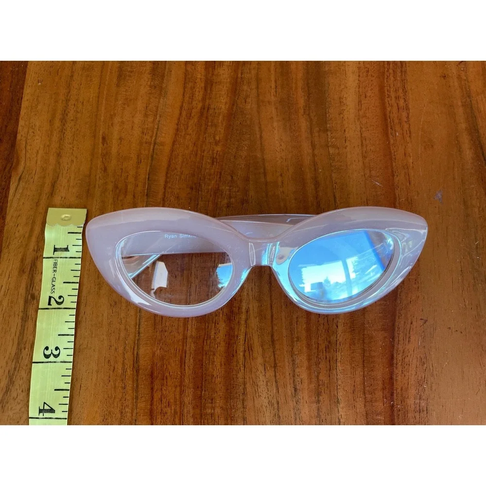 Ryan Simkhai Eyeshop Blush Pink Cat Eye Reading Glasses +2.50 Magnification